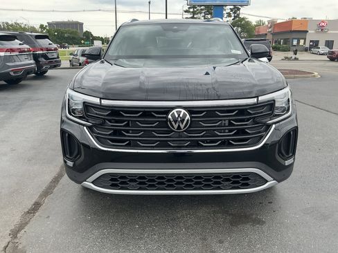 New 2026 Volkswagen Atlas Cross Sport SE AWD/4WD image 3
