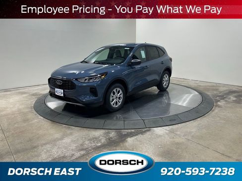 New 2026 Ford Escape Active w/ Tech Pack #1 AWD/4WD image 1