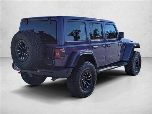 Used 2026 Jeep Wrangler Unlimited Rubicon AWD/4WD image 5