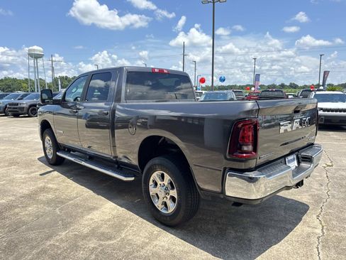 Used 2026 RAM 2500 Big Horn AWD/4WD image 5