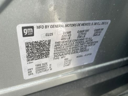 Used 2025 Chevrolet Equinox LT image 24