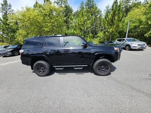 Used 2024 Toyota 4Runner TRD Off-Road Premium w/ Off Road Premium Plus Package AWD/4WD image 17