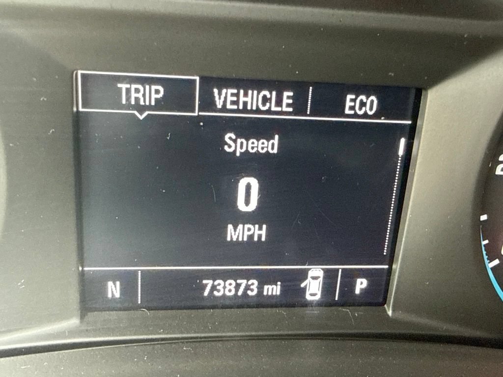 Used 2018 Chevrolet Equinox LT FWD image 16