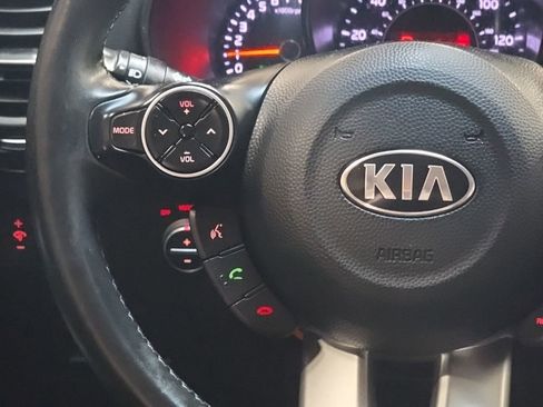 Used 2019 Kia Soul + w/ Audio Package image 15