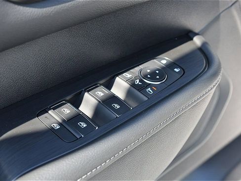 New 2026 Nissan Armada SL w/ Captain's Chari Seat Package image 17