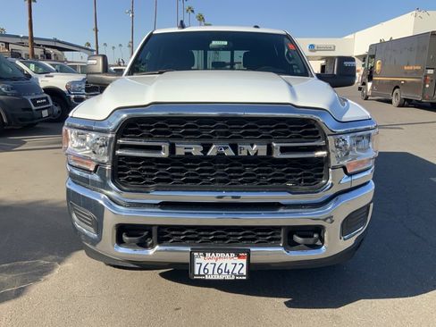 Used 2024 RAM 3500 Tradesman w/ Chrome Appearance Group image 2