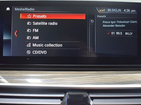 Used 2019 BMW M550i xDrive w/ Premium Package 2 AWD/4WD image 17