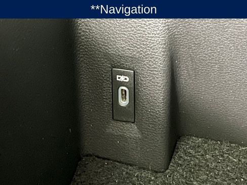 Used 2023 Volkswagen Atlas SEL Premium image 15