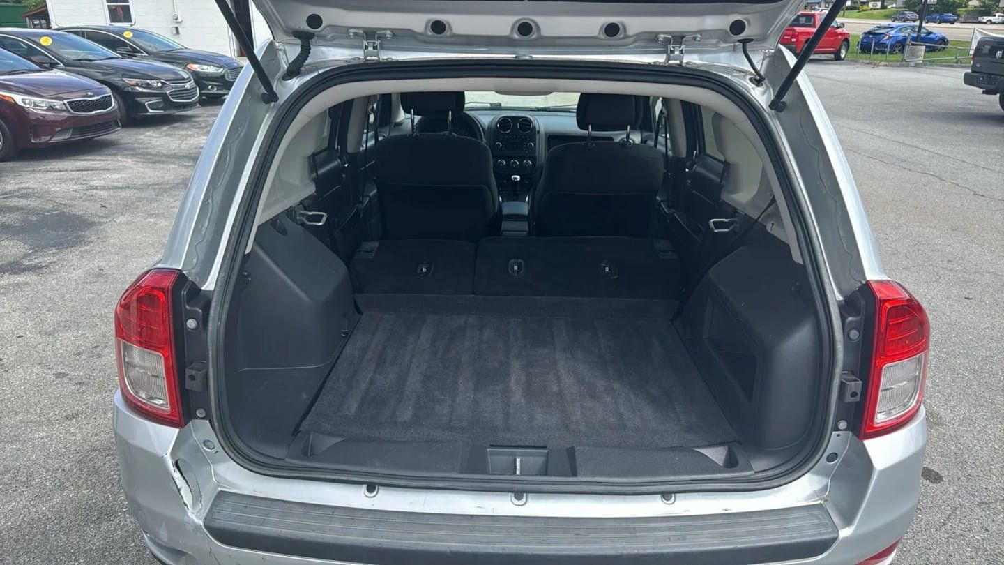Used 2013 Jeep Compass Sport FWD image 21