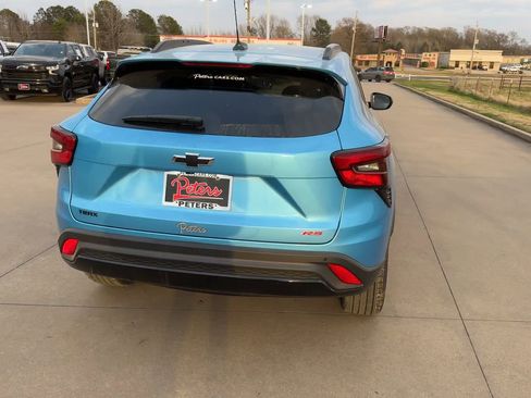 New 2026 Chevrolet Trax RS w/ Driver Confidence Package image 8