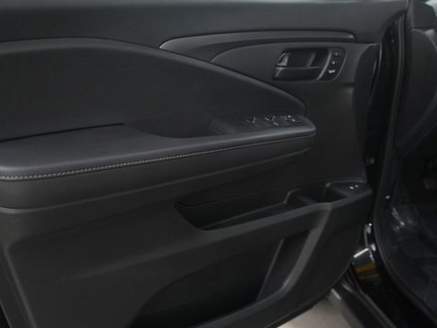 Used 2023 Honda Passport EX-L image 21