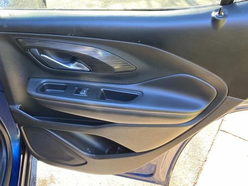 Used 2022 GMC Terrain SLE image 35