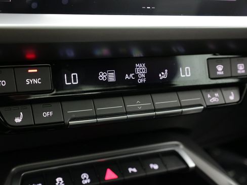 Used 2024 Audi A3 2.0T Premium FWD image 33