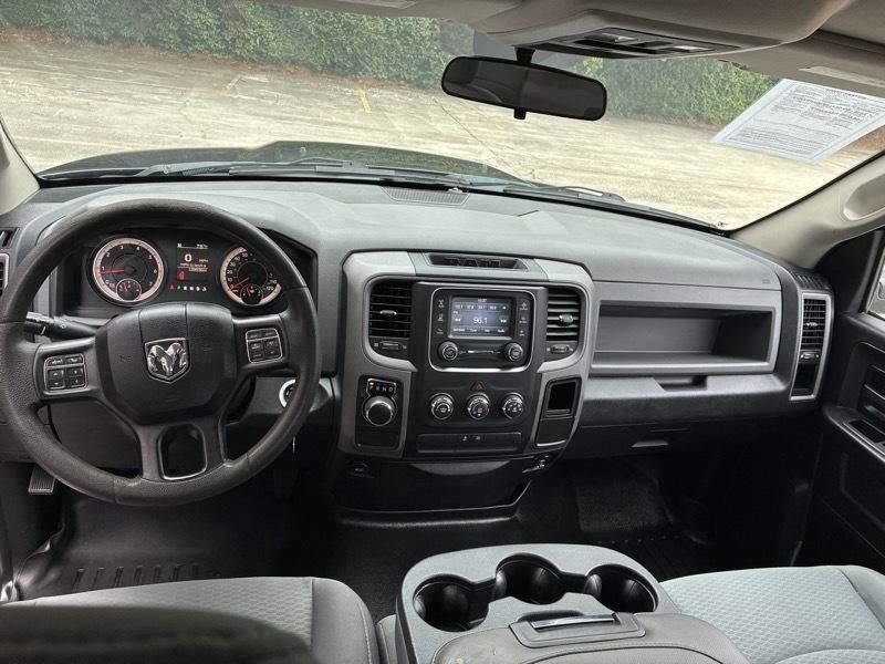 Used 2017 RAM 1500 Express RWD image 26