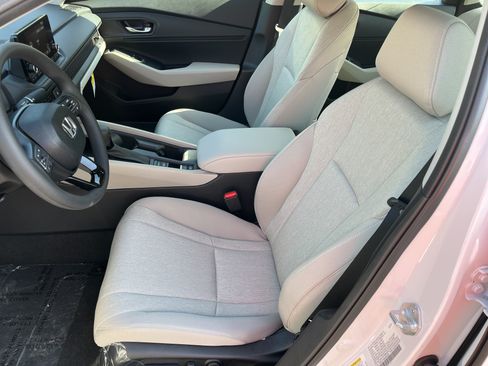 New 2025 Honda Accord SE image 16
