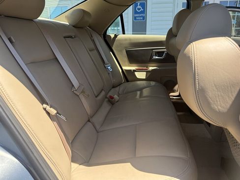 Used 2007 Cadillac CTS 3.6 w/ 3.6L V6 Luxury Package RWD image 12