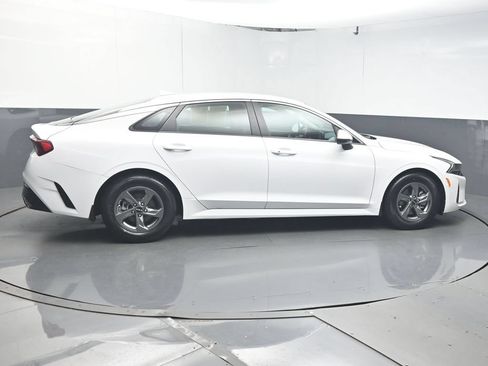 Used 2023 Kia K5 LXS FWD image 8