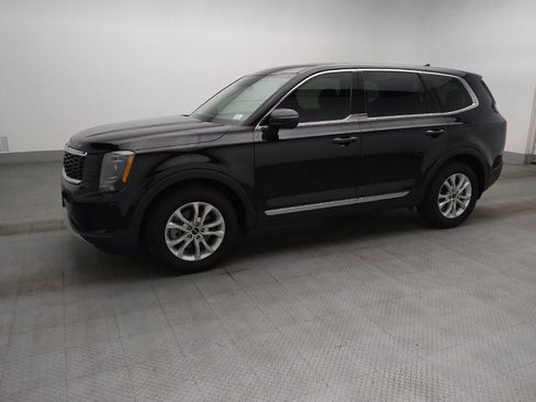 Used 2022 Kia Telluride LX FWD image 2