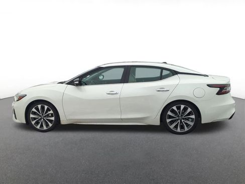 Used 2019 Nissan Maxima Platinum image 3