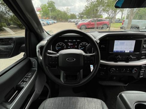 Used 2023 Ford F150 XLT RWD image 11