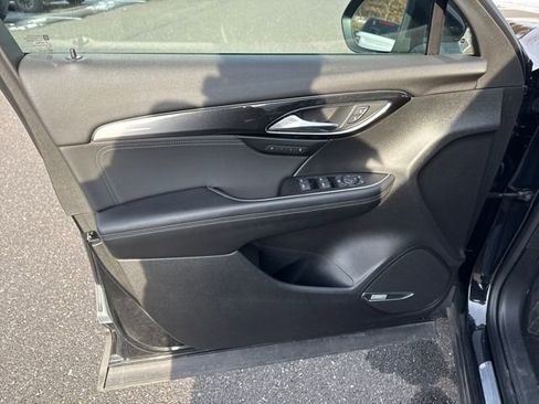 Used 2024 Buick Envision Preferred image 17