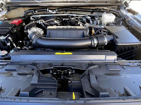 New 2026 Nissan Frontier S image 11