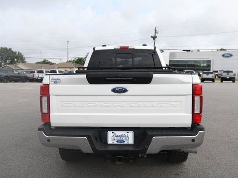 Used 2022 Ford F250 Lariat w/ Lariat Ultimate Package AWD/4WD image 8