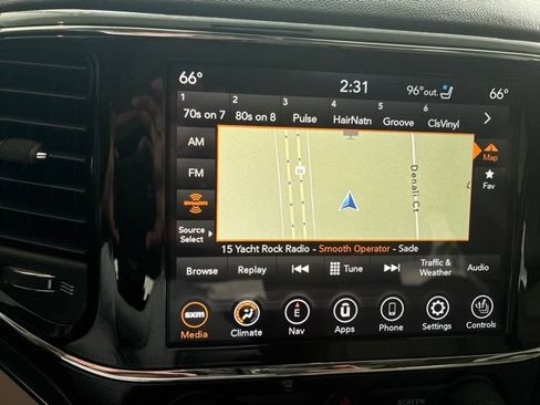 Used 2020 Jeep Grand Cherokee Overland w/ Trailer Tow Group IV RWD image 8