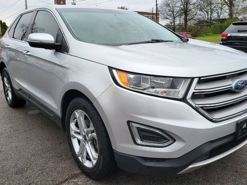 Used 2016 Ford Edge Titanium FWD image 10