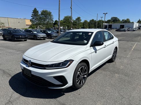 New 2025 Volkswagen Jetta Sport image 1