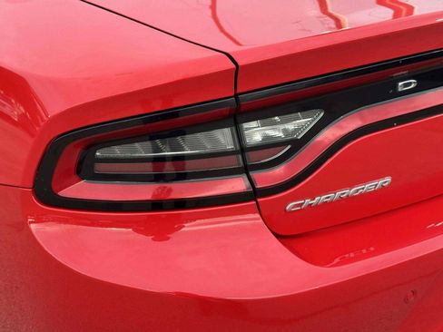 Used 2022 Dodge Charger SXT RWD image 14