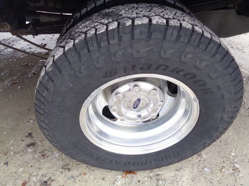 Used 2022 Ford F350 XLT w/ XLT Value Package image 70