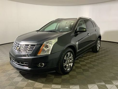 Used 2014 Cadillac SRX Luxury image 3