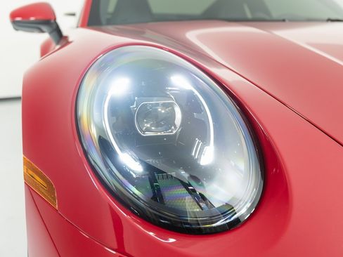 Certified 2025 Porsche 911 Carrera image 21