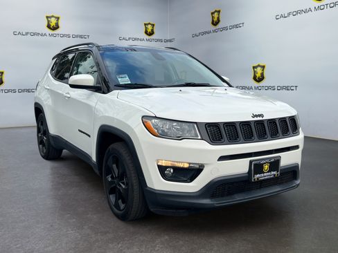 Used 2021 Jeep Compass Latitude FWD image 7