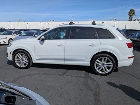 Used 2018 Audi Q7 3.0T Prestige AWD/4WD image 9