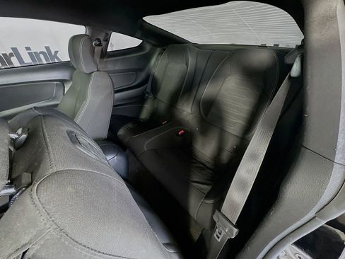 Used 2017 Ford Mustang GT RWD image 27
