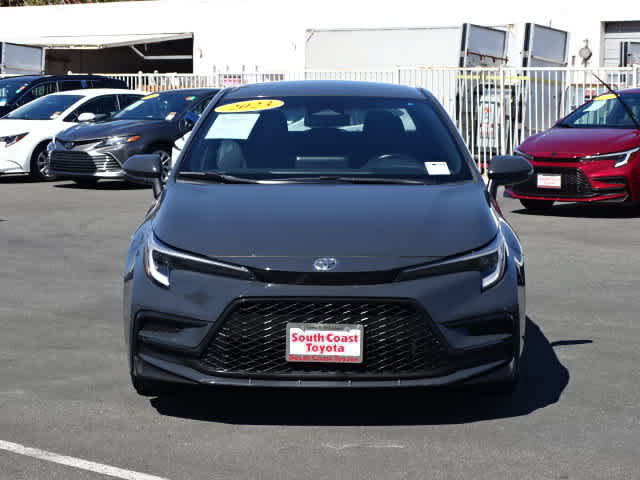 Used 2023 Toyota Corolla SE w/ Carpet Mat Package (TMS) FWD image 3
