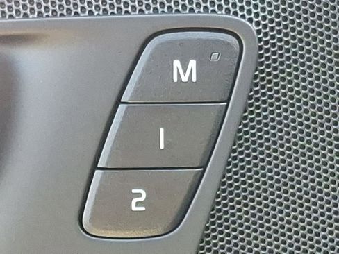 Certified 2025 Volvo XC60 T8 Core w/ Climate Package image 25