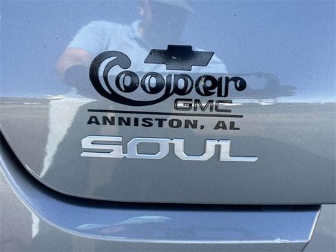 Used 2023 Kia Soul LX w/ LX Technology Package image 9