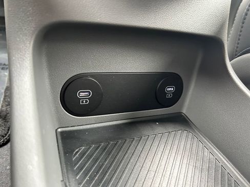 Certified 2026 Hyundai Ioniq 5 SEL AWD/4WD image 33