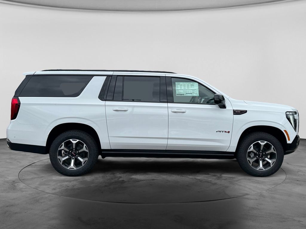 New 2026 GMC Yukon XL AT4 Ultimate AWD/4WD image 9