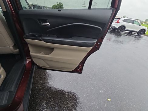 Certified 2022 Honda Pilot Special Edition image 32