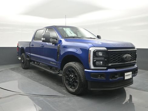 New 2026 Ford F250 XLT w/ XLT Premium Package AWD/4WD image 8