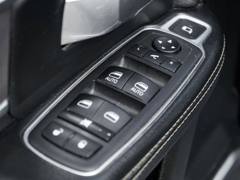 Used 2019 RAM 2500 Laramie w/ Night Edition AWD/4WD image 16