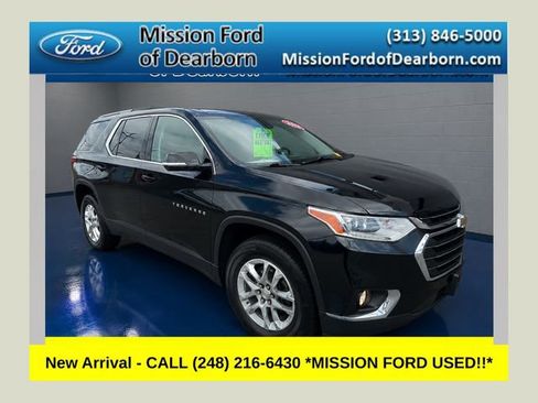 Used 2018 Chevrolet Traverse LT FWD image 1
