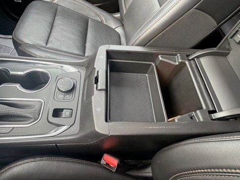 Used 2019 Chevrolet Traverse Premier w/ Redline Edition AWD/4WD image 49