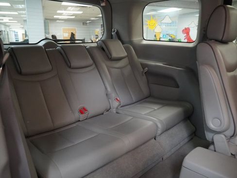 Used 2013 Nissan Quest SV w/ Leather Pkg image 23
