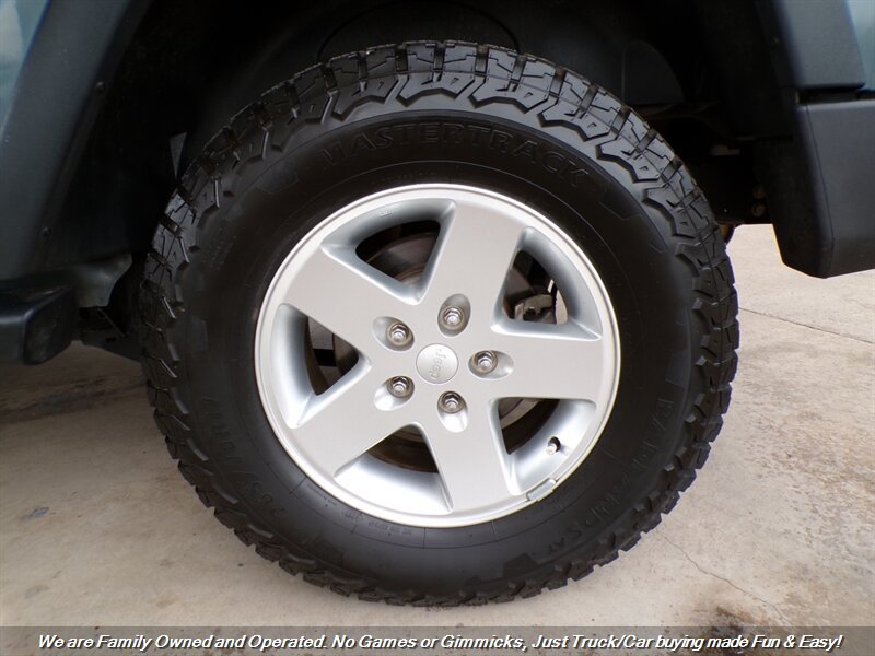 Used 2015 Jeep Wrangler Unlimited Sport w/ Quick Order Package 24S AWD/4WD image 31