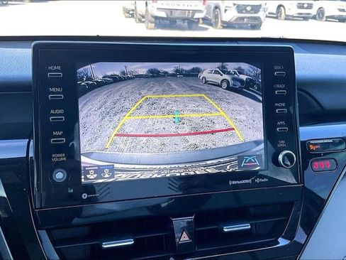 Used 2022 Toyota Camry SE image 13